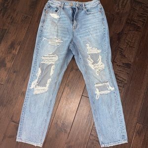 AE Mom Jeans!